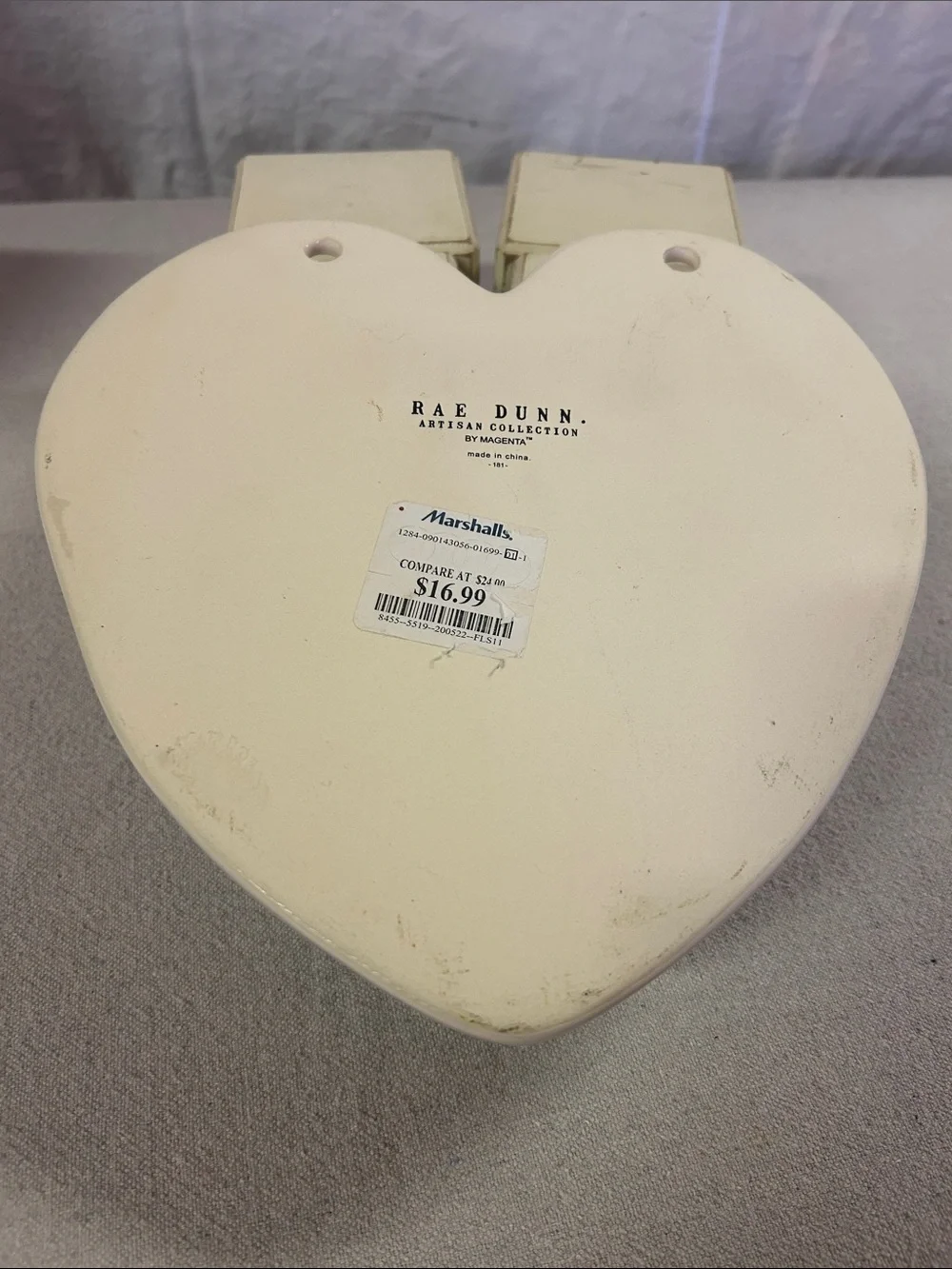 Rae Dunn White Ceramic Heart Wall Pocket with BLACK 'HOME' Lettering